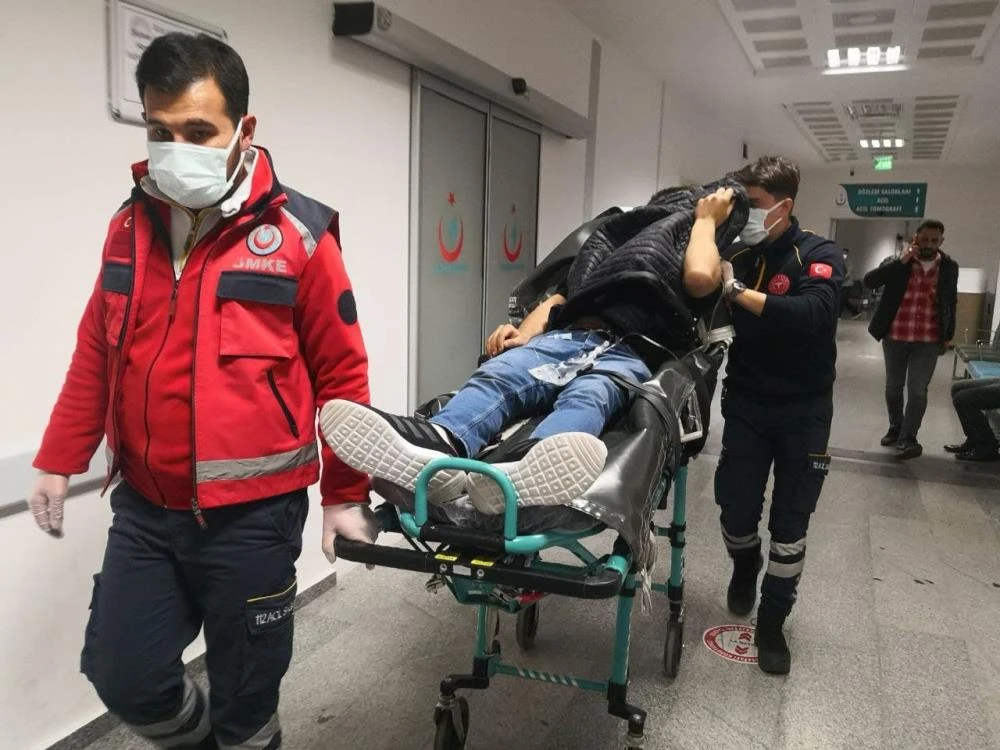 Saldırgan terör estirdi: Hasmını yaraladı, polislere tüfek doğrulttu