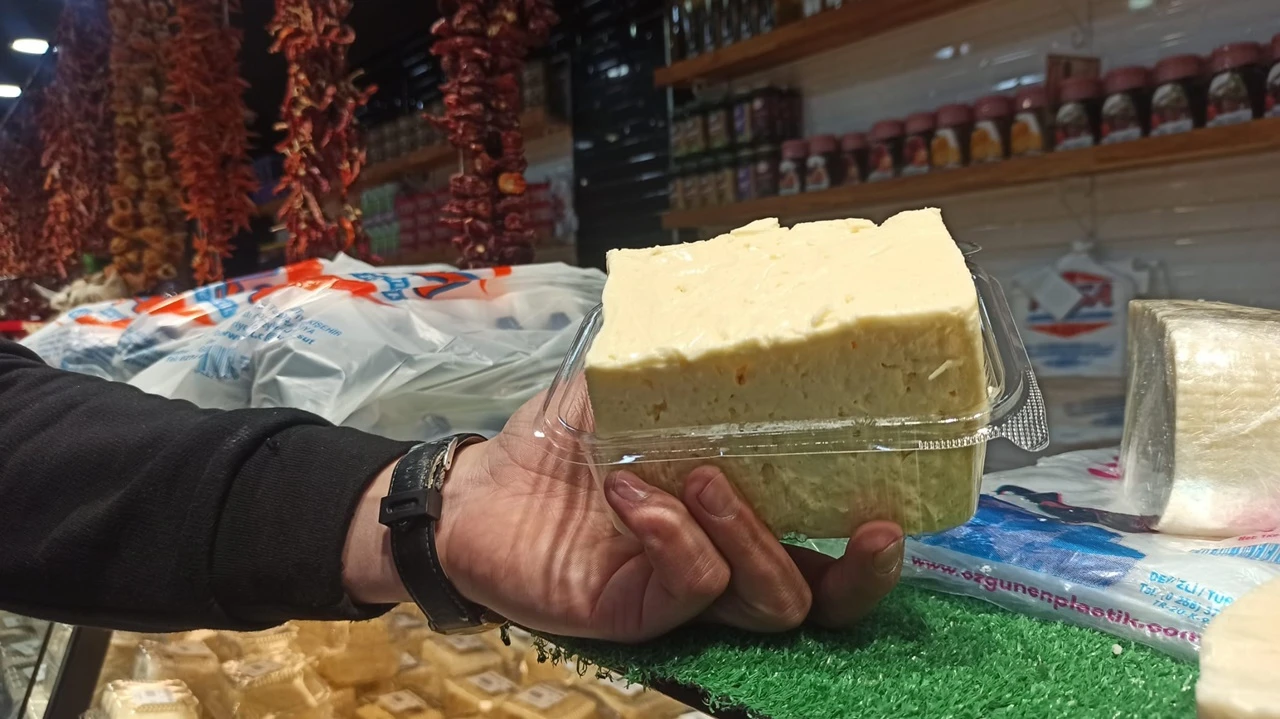 Çiğ süt zammı kahvaltı sofrasını vurdu: 20 lira birden zamlandı