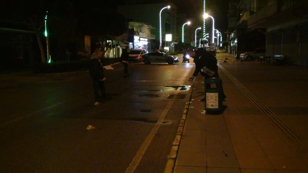 Eski eşinin yeni eşini öldürdü, öz oğlunu yaraladı