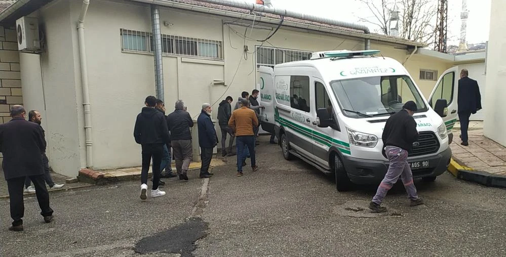 Kaza yapan belediye işçisi bir hafta süren hayat savaşını kaybetti