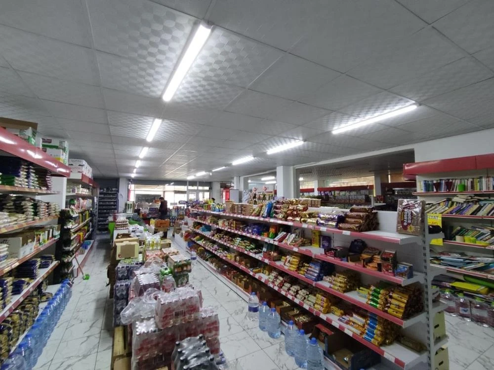 'Biz paranın değil, bu milletin kölesiyiz' dedi, tüm fiyatları maliyetine indirdi!