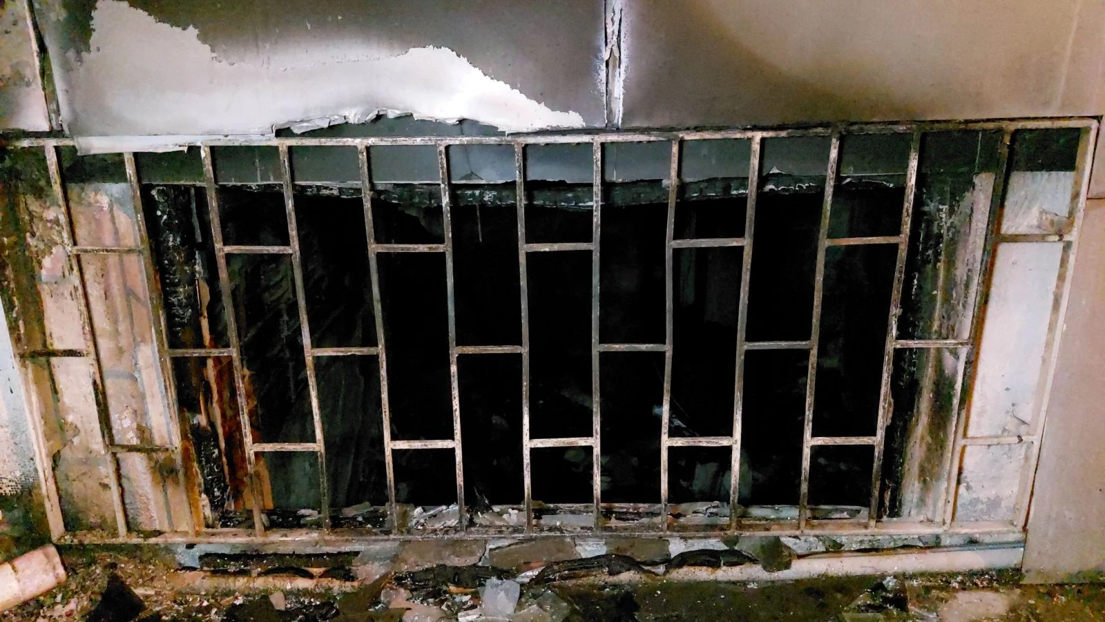 Samsun’da çıkan yangında anne ve oğlu yanarak öldü