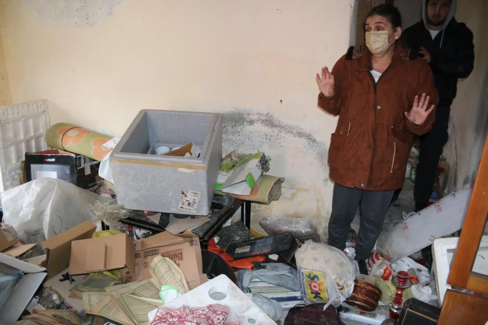 Komşuları eşini öldürdü, korkudan evi terk etti! Bir yıl sonra döndüğünde gördükleri şoke etti