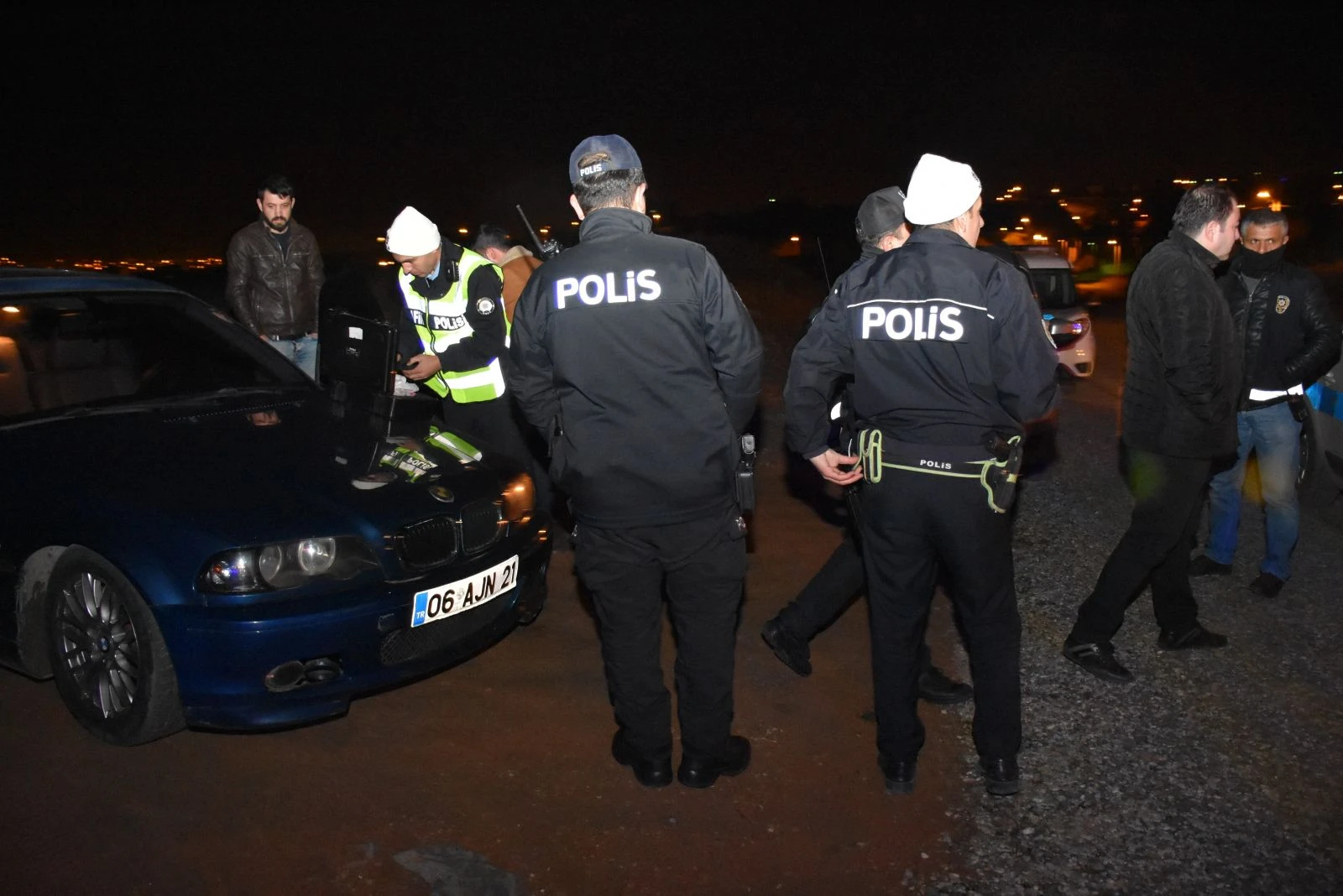 Uygulama noktasından drift atarak kaçan alkollü sürücü yakalandı