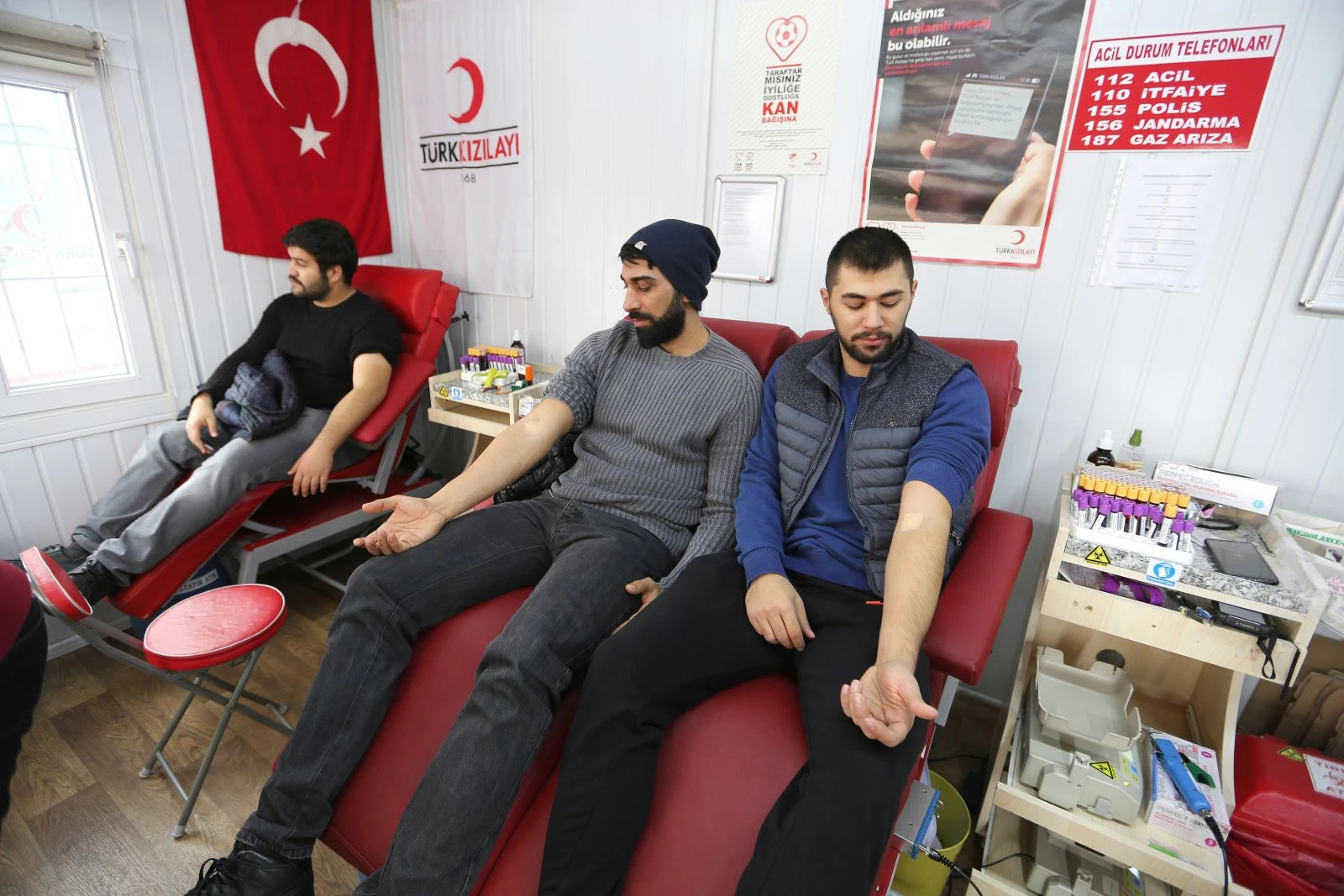 Kan verenlere basketbol maçı bileti hediye