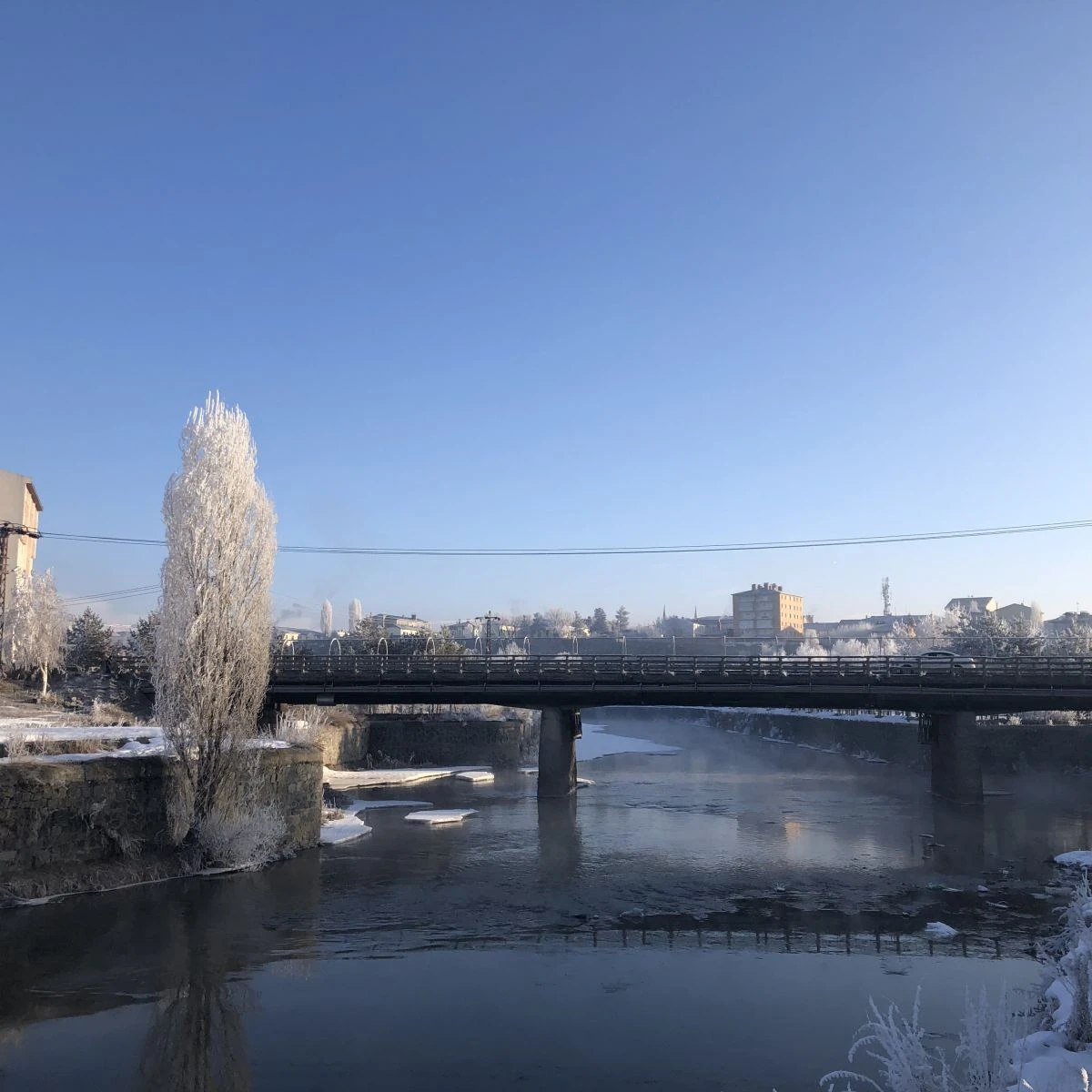 Doğu Anadolu buz tuttu: Kars eksi 20