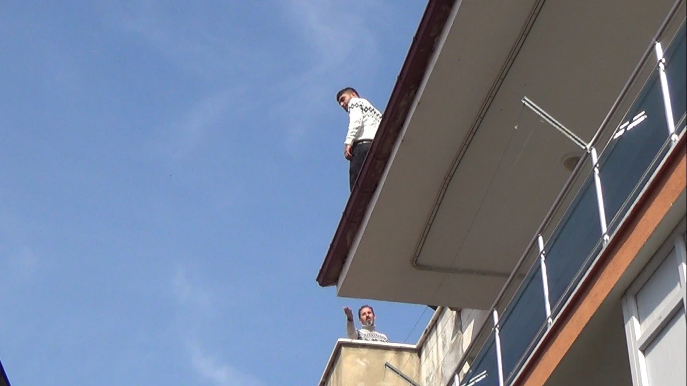 Şehri ayağa kaldıran cezaevi firarisi çatıda yakalandı