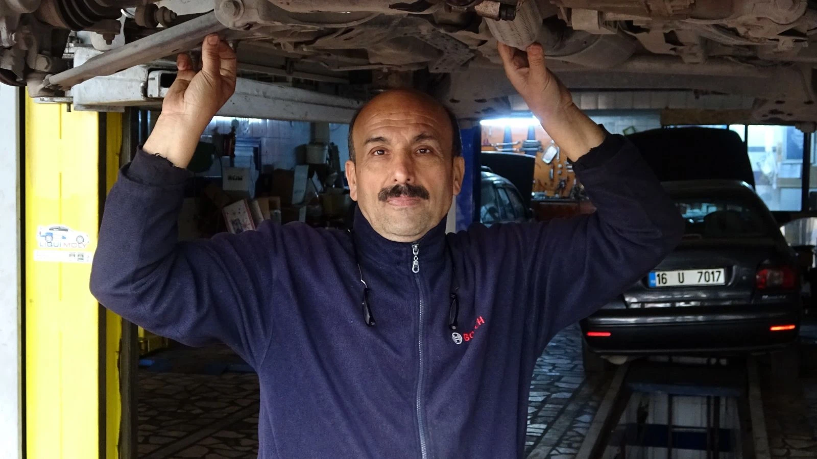 Herkes bu ustaya koşuyor! Geliştirdiği sistemle 12 bin liralık arızayı 2 bin liraya yapıyor