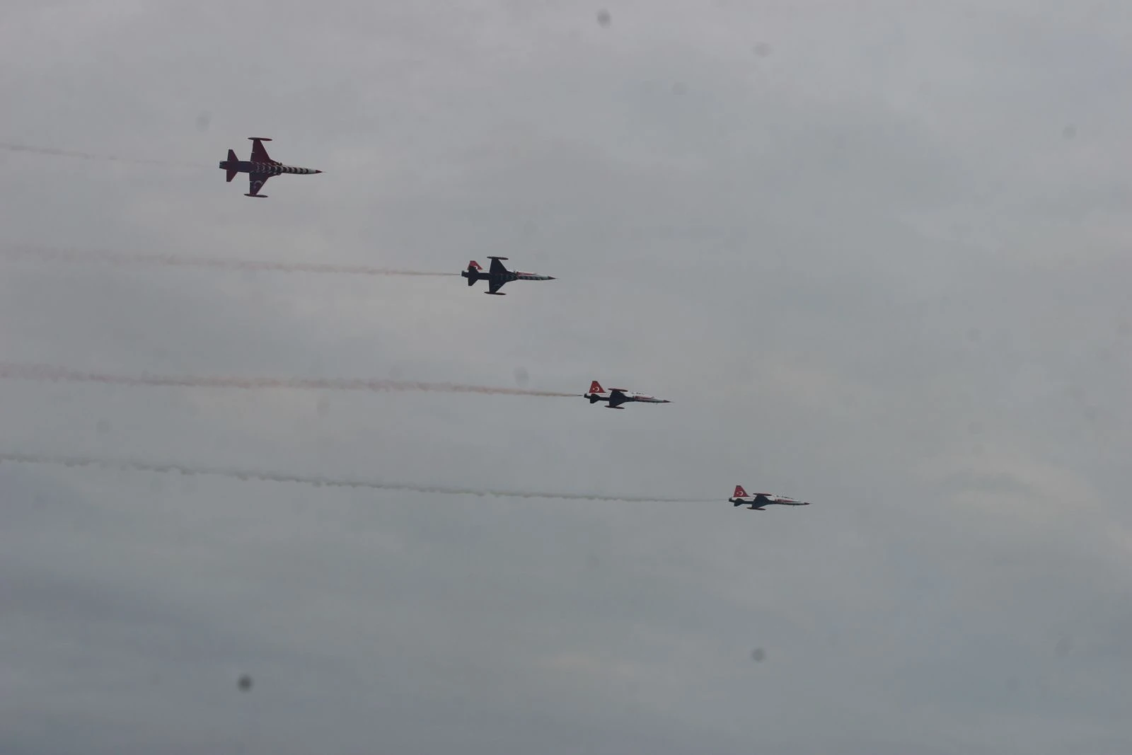 Türk Yıldızları nefes kesti