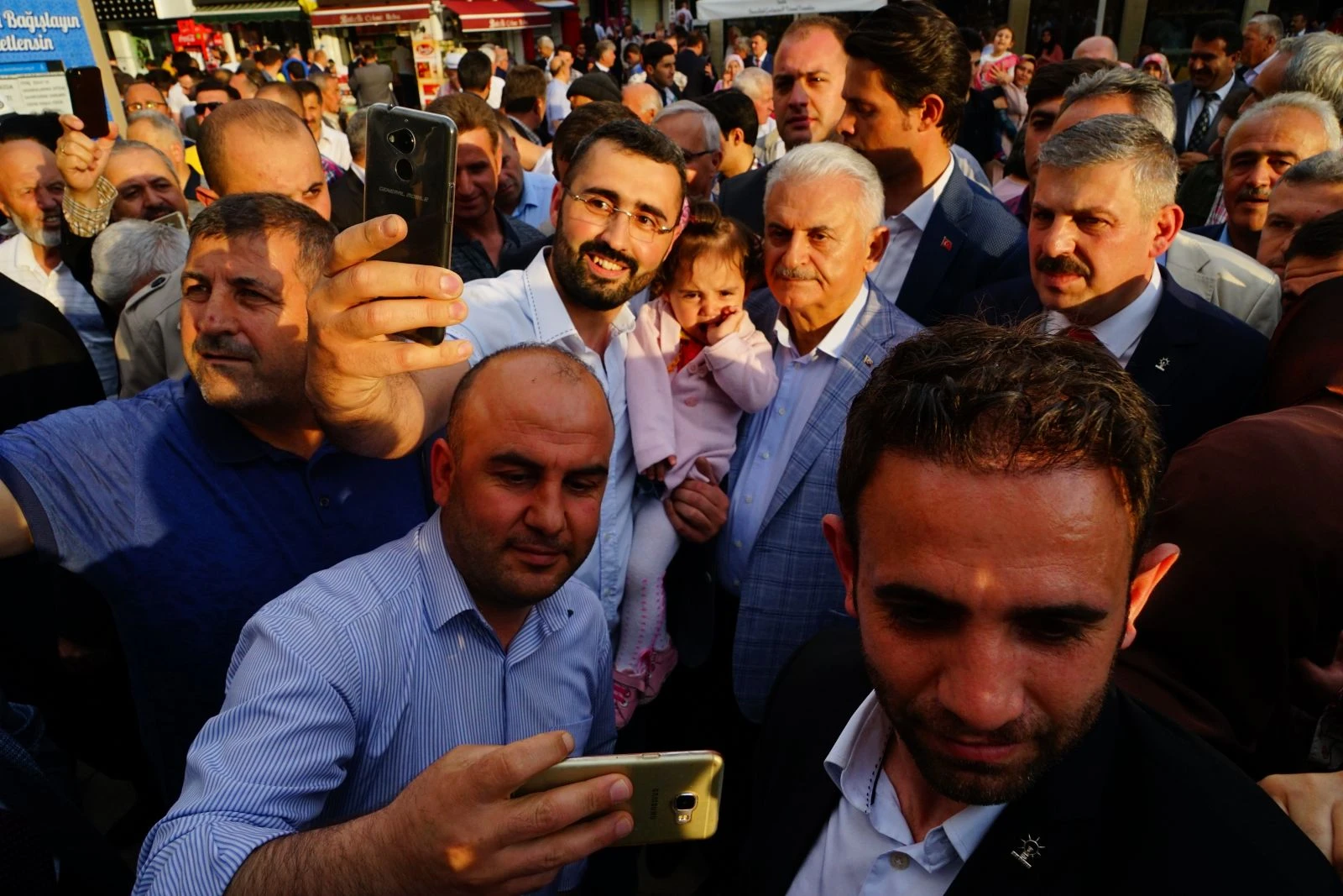 Binali Yıldırım ortak yayın için kanal ve moderatör tercihini açıkladı