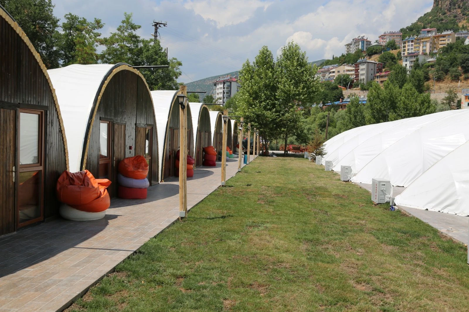 Türkiye’nin ilk çadır kamp oteli, terörden temizlenen Tunceli'ye kuruldu