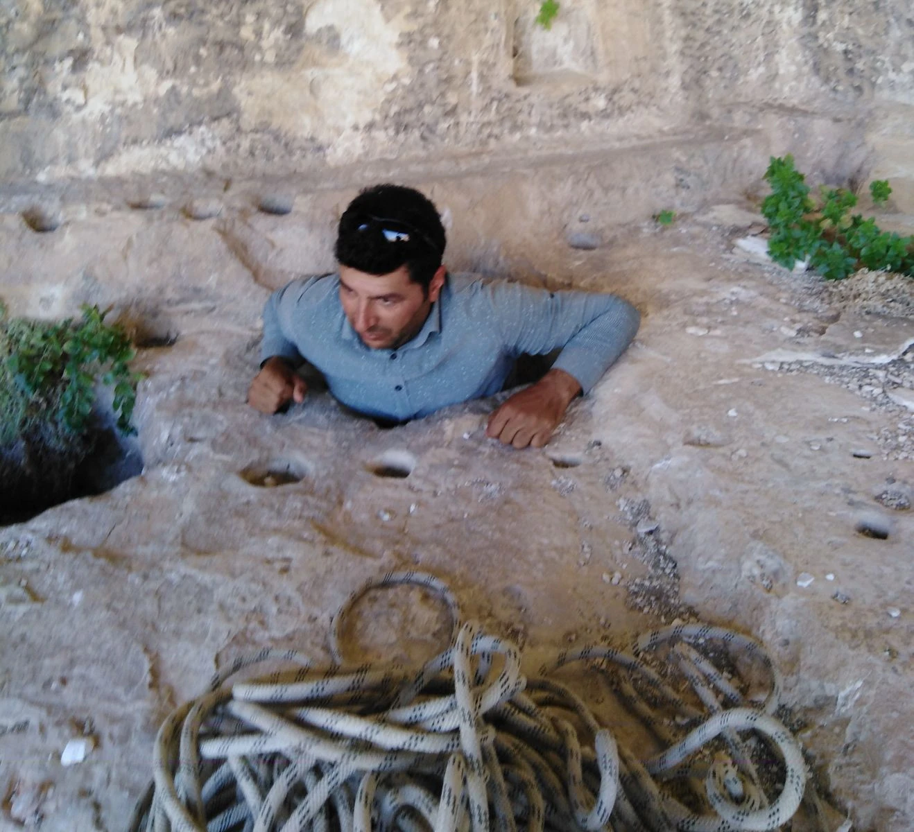 Adıyaman’da bin 800 yıllık tripleks mağaralara ilk kez girildi