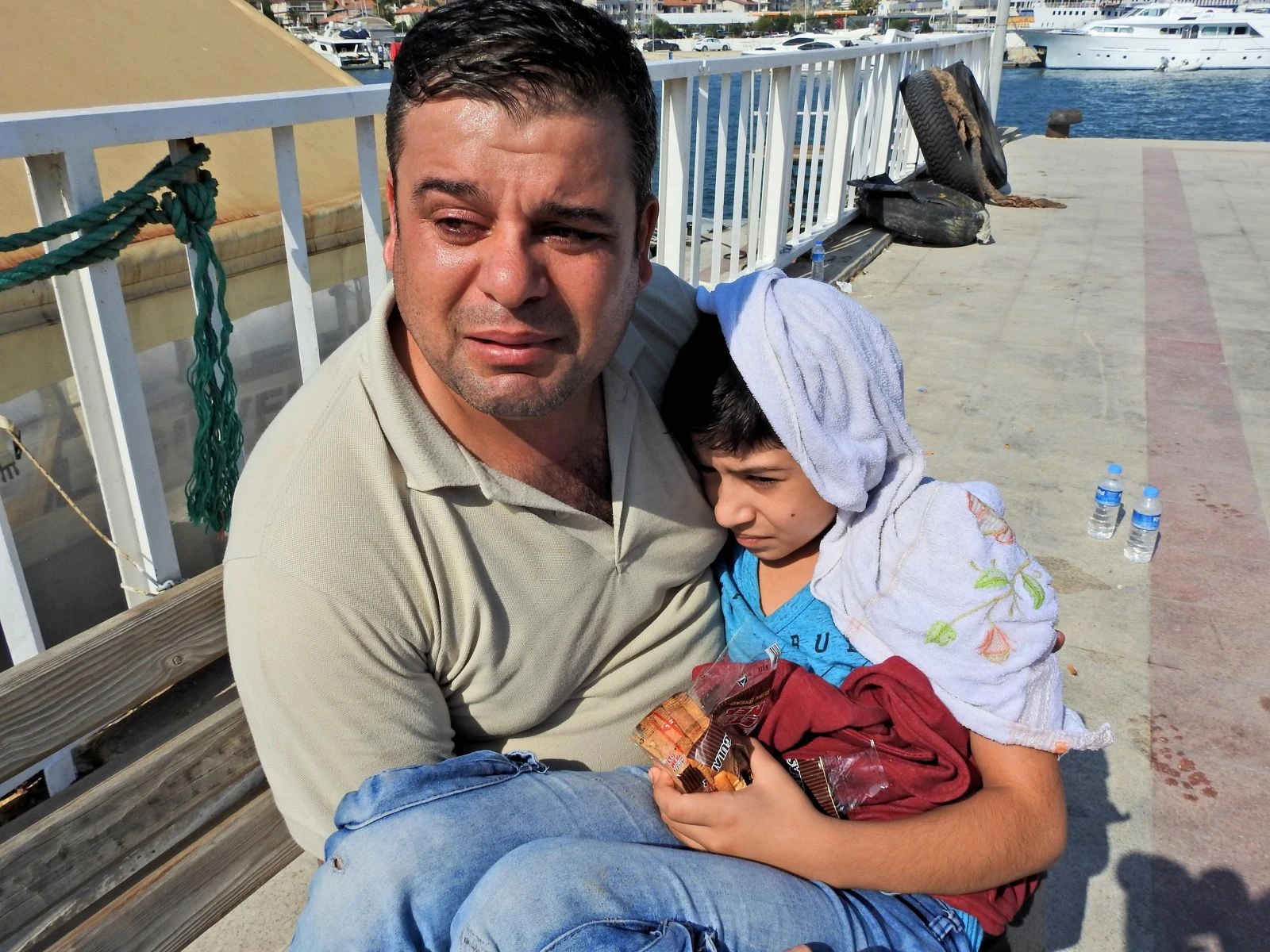 Umuda yolculukta yine insanlık dramı