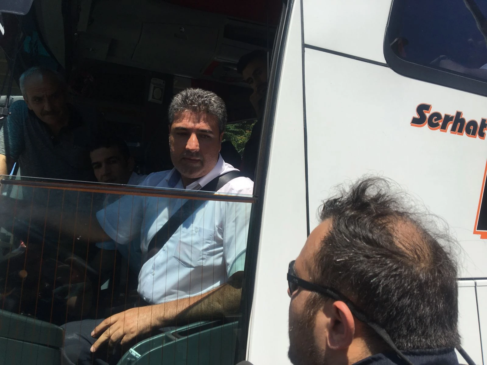 Otogarda bayram yoğunluğu! Otobüslerde yer kalmadı