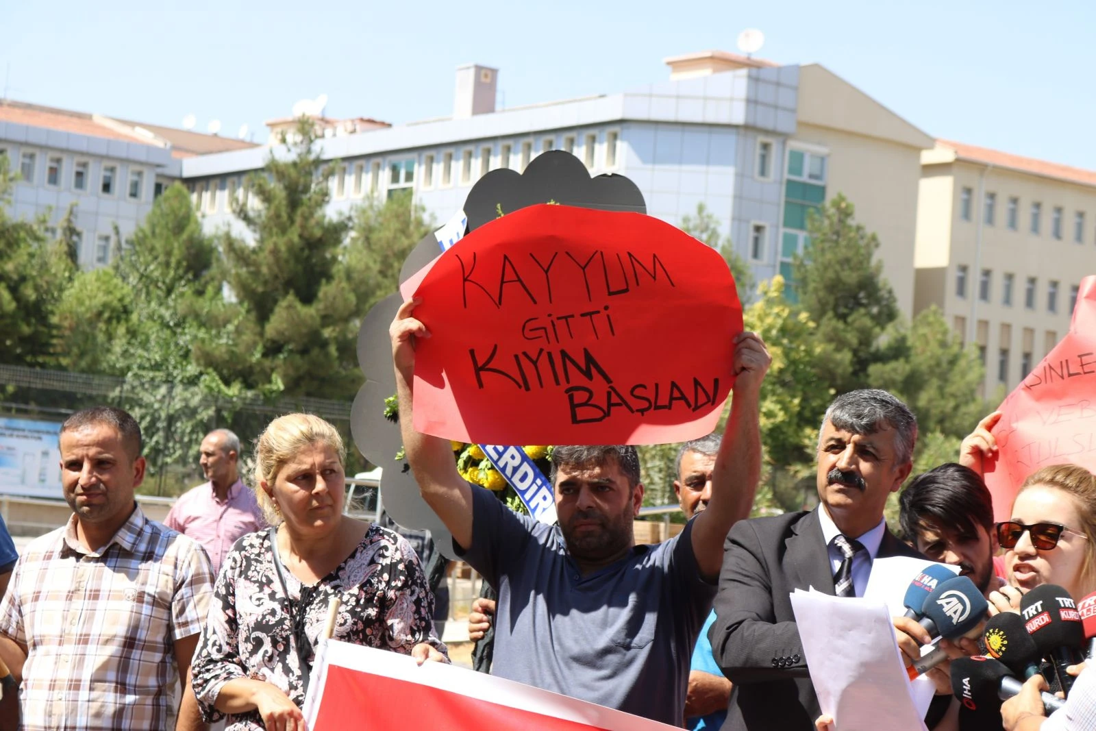 HDP’li belediyeler işçi kıyımına devam ediyor