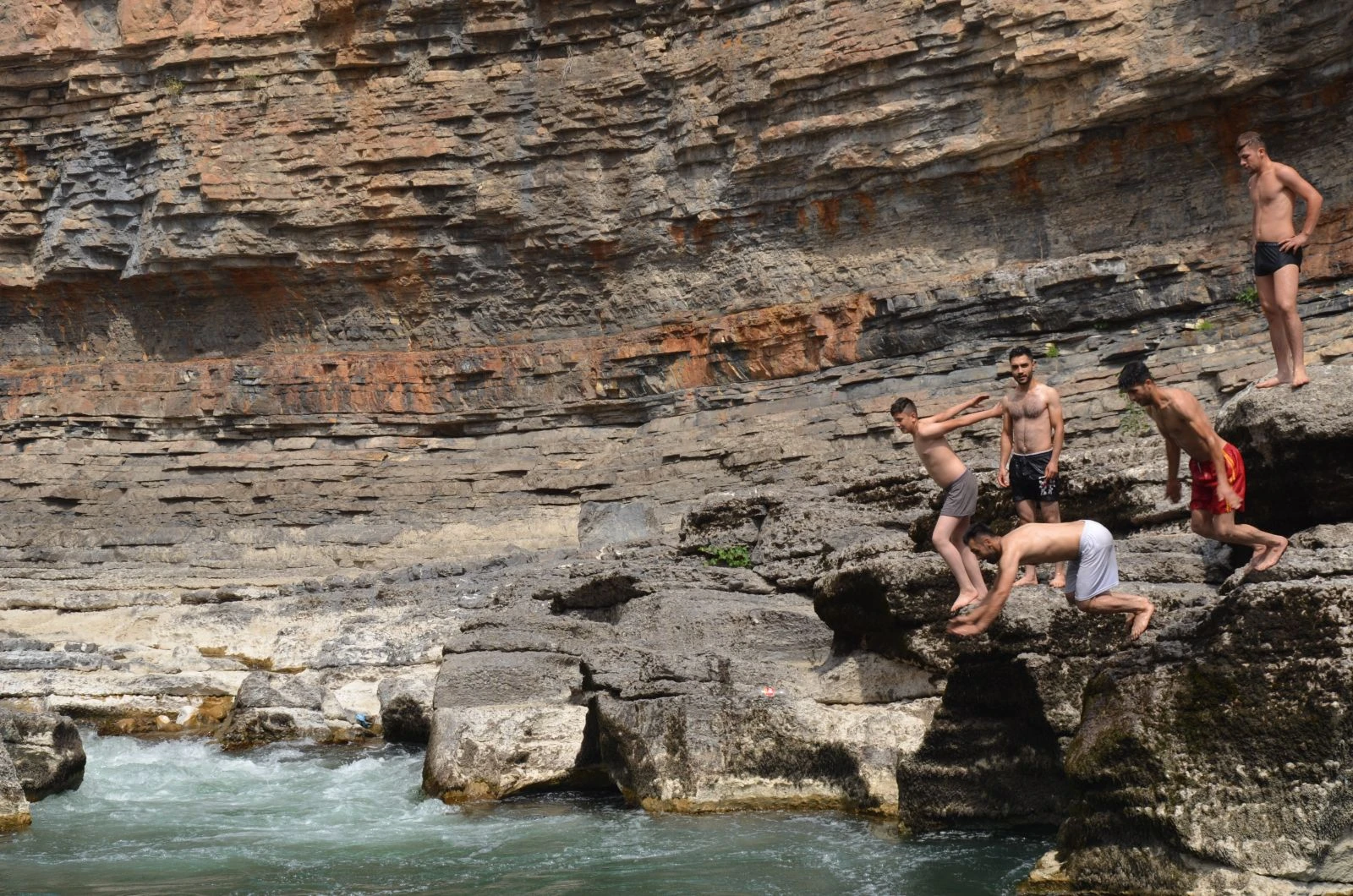 Terör bitti Kato Dağı etekleri Antalya sahillerine dönüştü