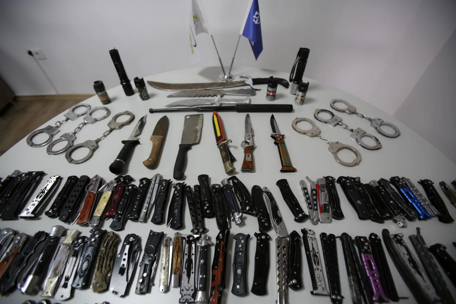 Otobüs terminalinde ele geçirildi! Görenler şaşkına dönüyor