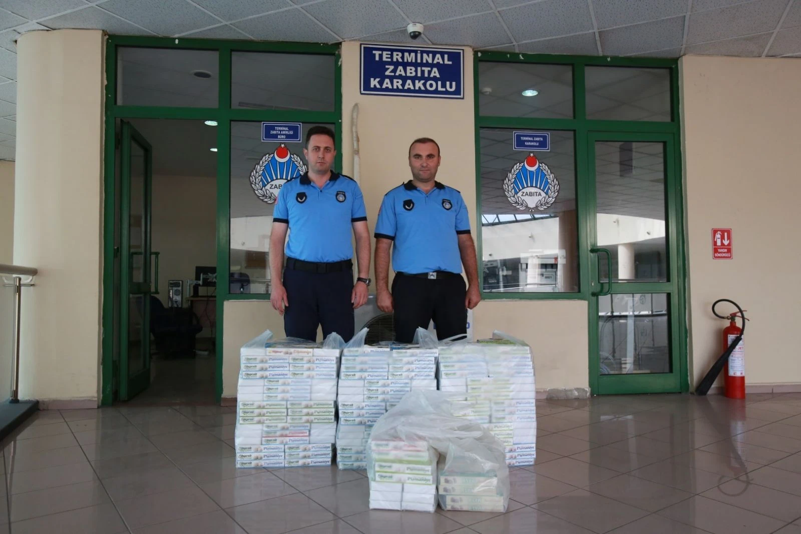 Otobüs terminalinde ele geçirildi! Görenler şaşkına dönüyor