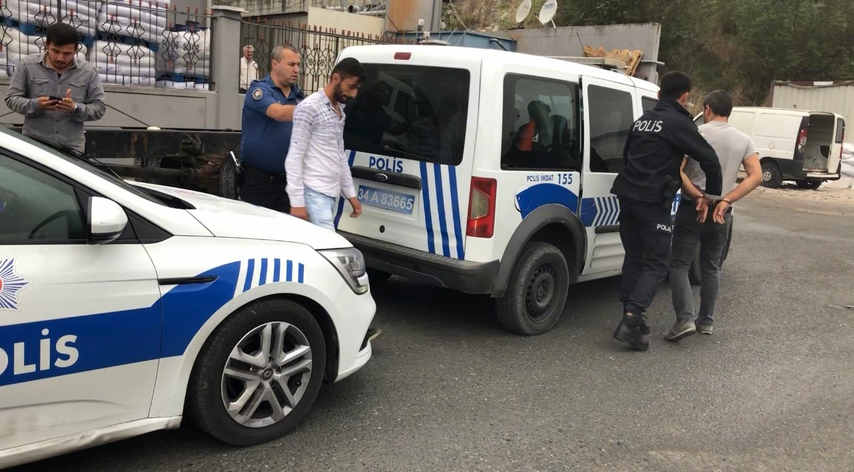 Hırsızlık zanlısı ayaklarından vuruldu! Yakınları iş yerini bastı