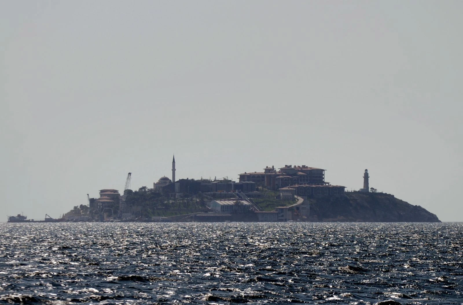 Son hali böyle görüntülendi! Demokrasi ve Özgürlükler Adası’na dönüşecek