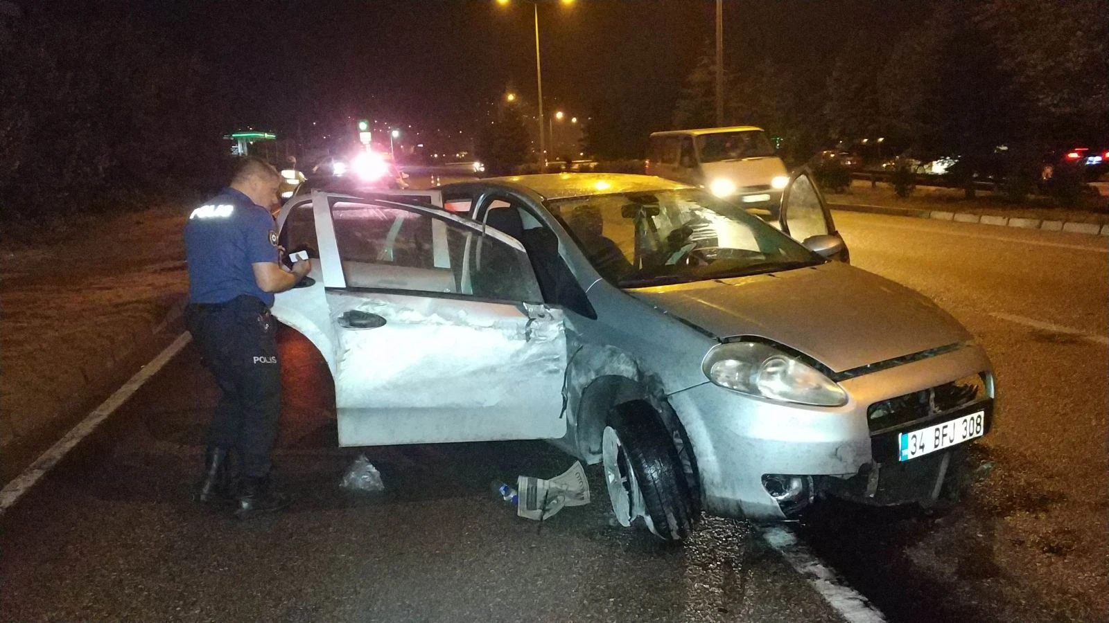 Su kanalına düşen araçta can pazarı