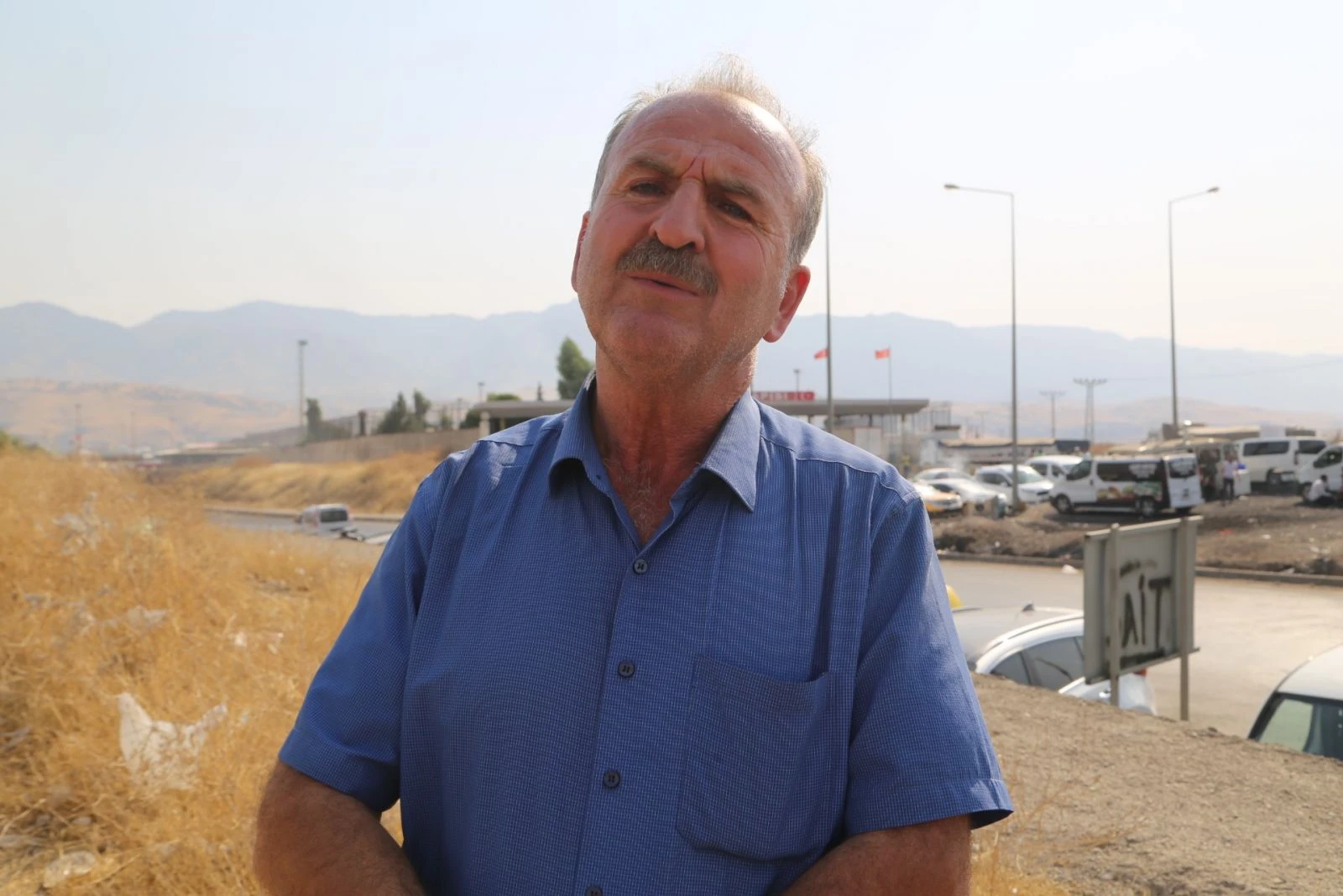 Peşmergenin elindeki genç ailesine kavuşmayı bekliyor