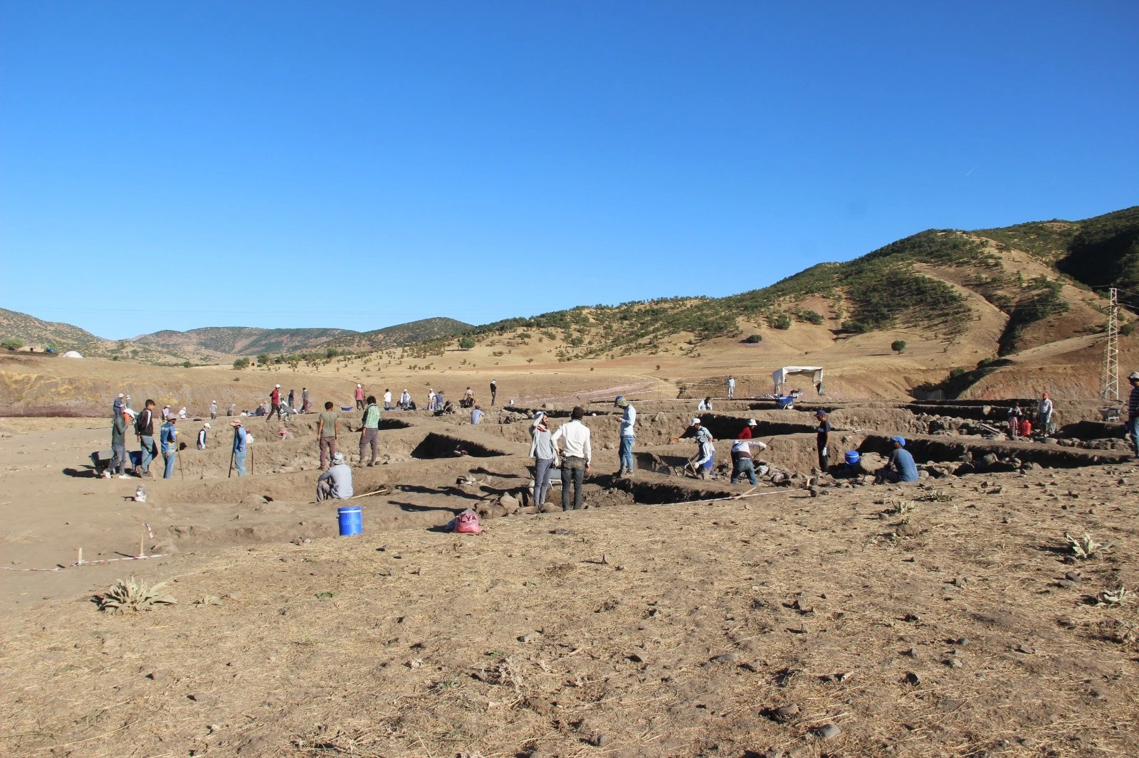 Tarihi kazılarda 'Çömlek' içinde 3 bin yıllık buğday taneleri çıktı