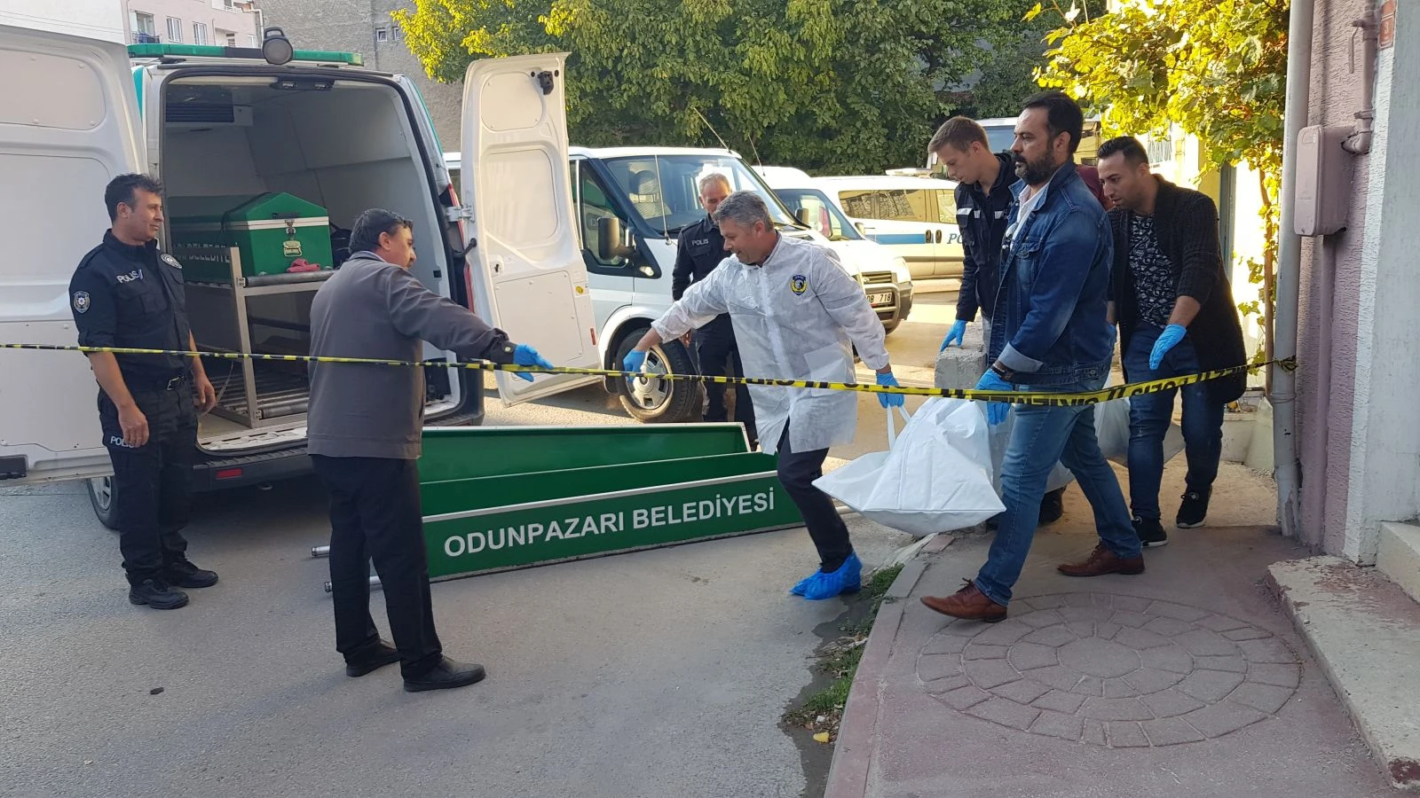 Tartıştığı eniştesine kurşun yağdırdı