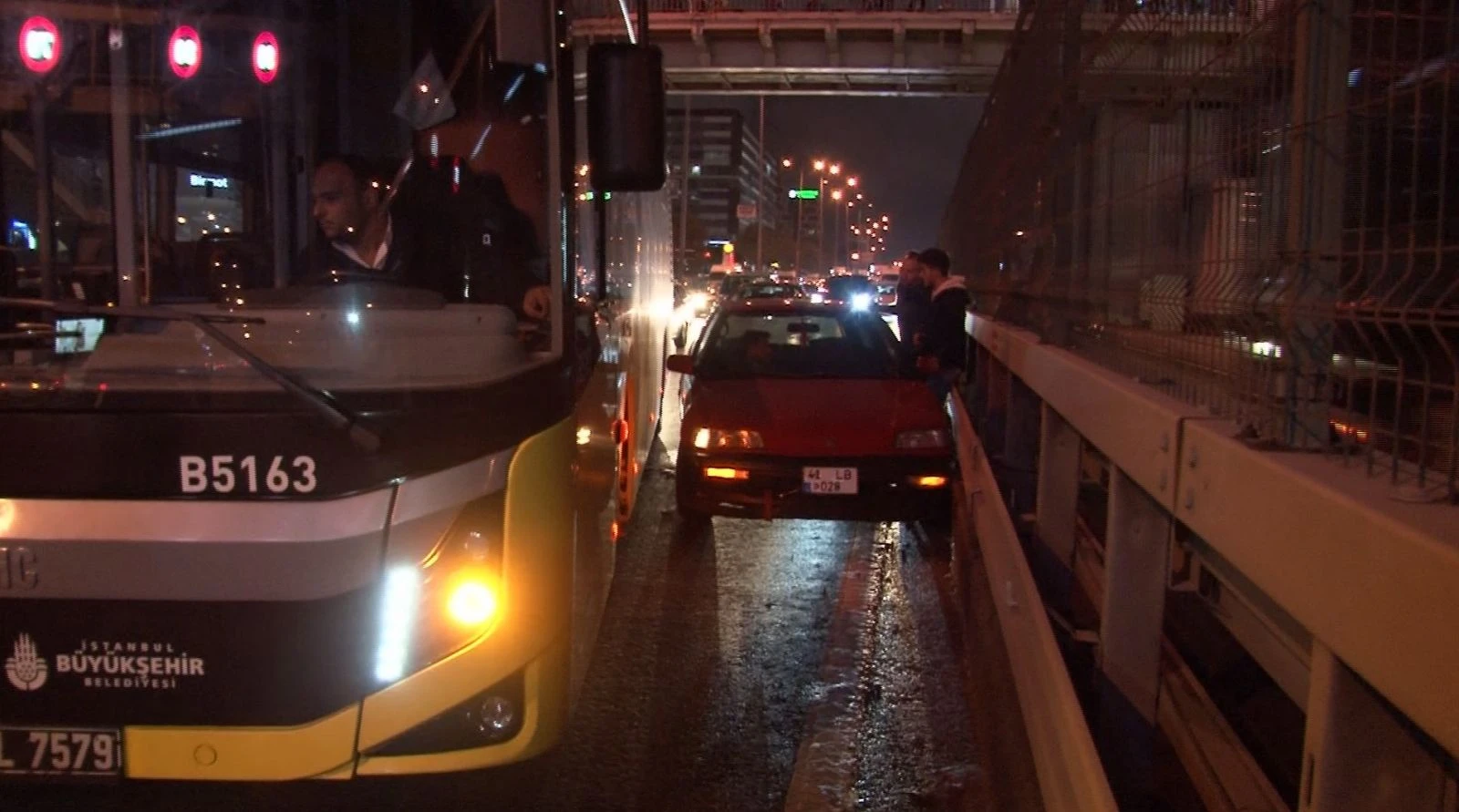 E-5 Karayolunda sıra dışı kovalamaca