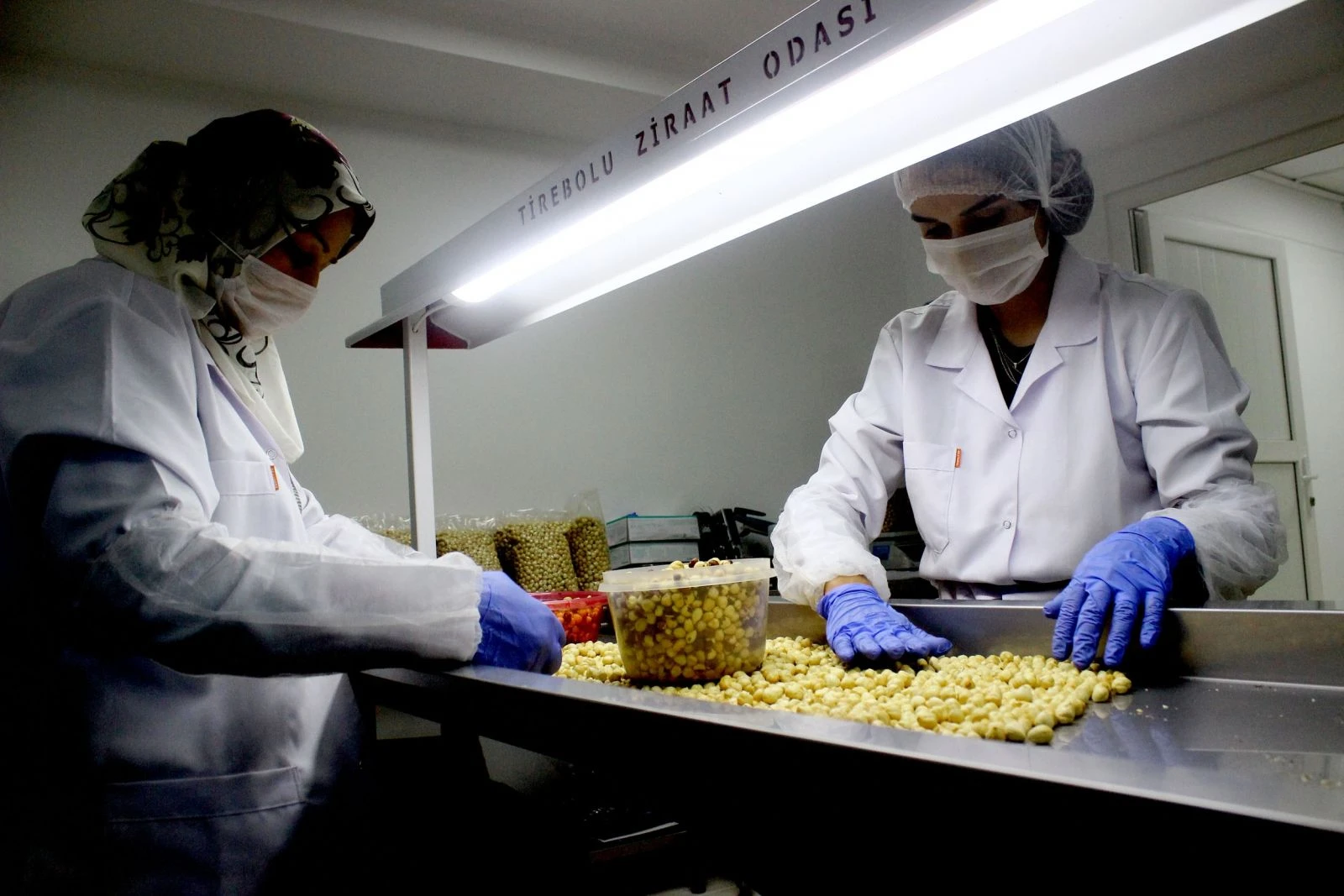 Fındığı 16 lira yerine 60 liradan satmanın yolunu buldular