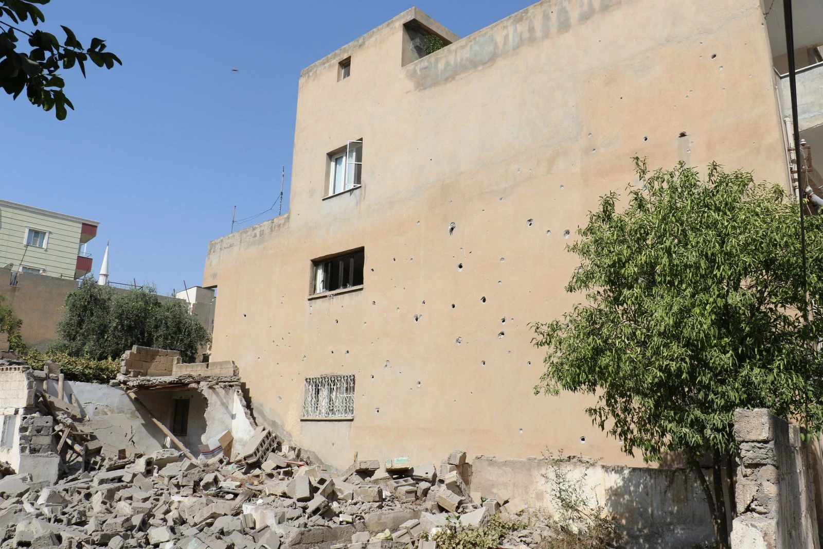 Patlamanın olduğu bölge görüntülendi