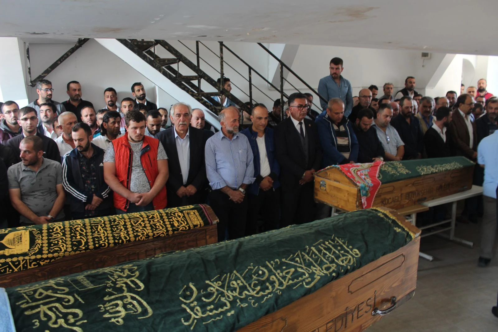 Yürek yakan manzara! Yaralı kurtulduğuna sevinemedi