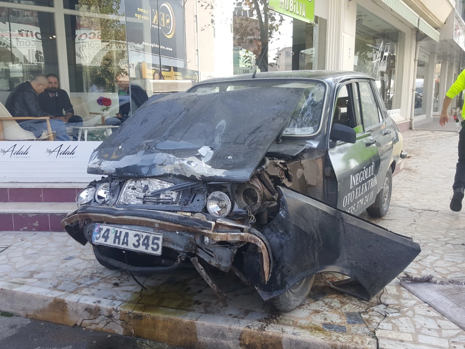 Ölümden kıl payı kurtuldular