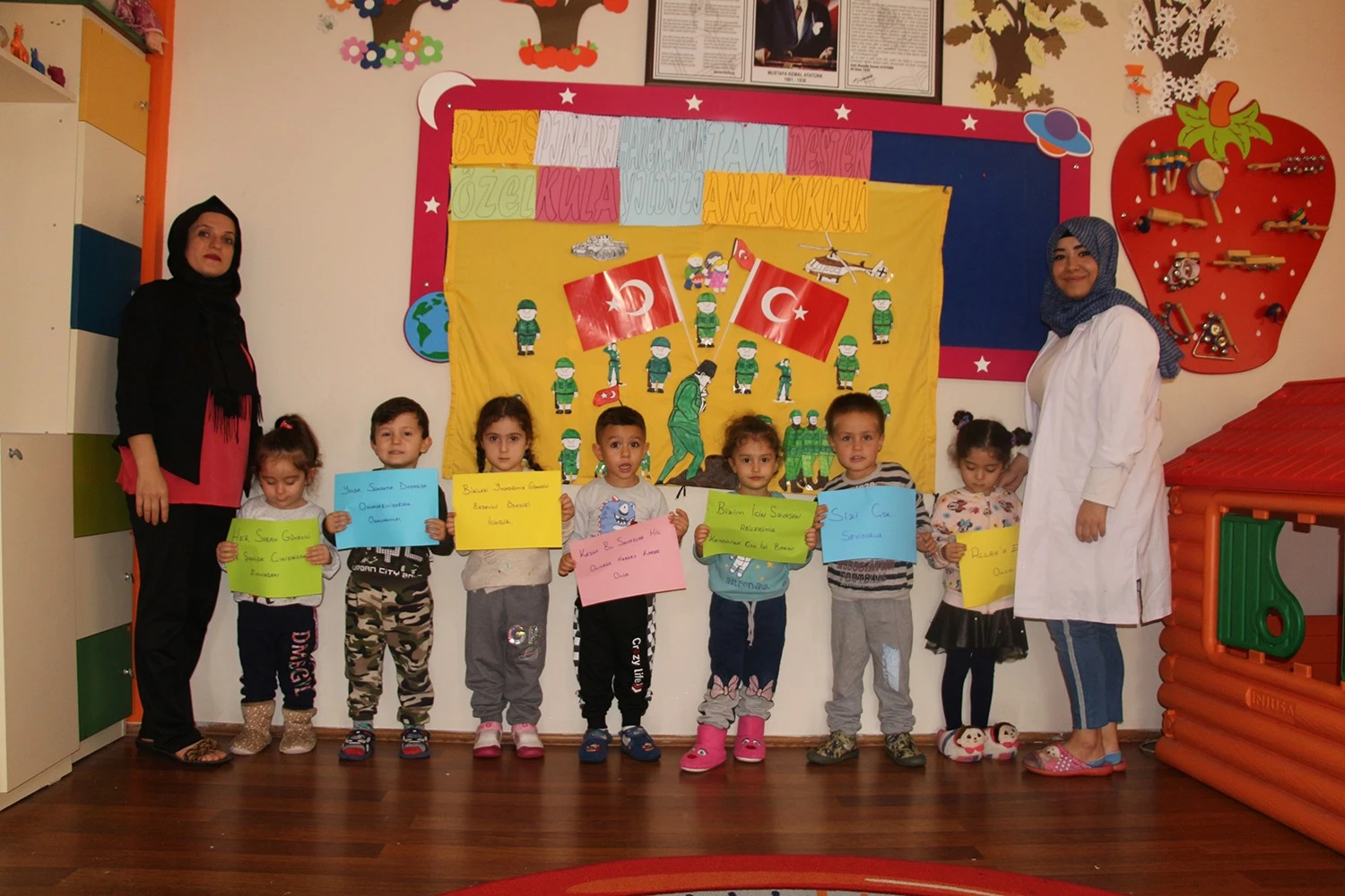 Minik öğrencilerden Mehmetçik’e duygulandıran destek