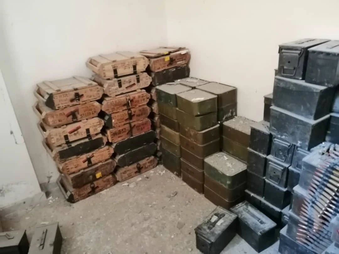 SMO, elebaşı Öcalan'ın posterlerini imha etti