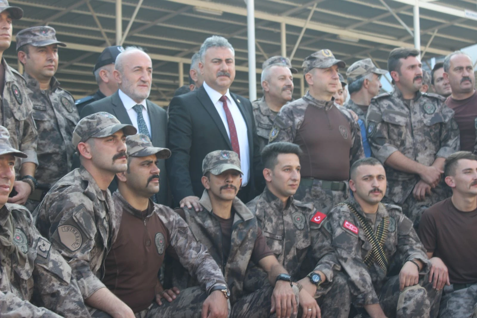 Özel Harekat Polisleri dualarla Suriye’ye gönderildi