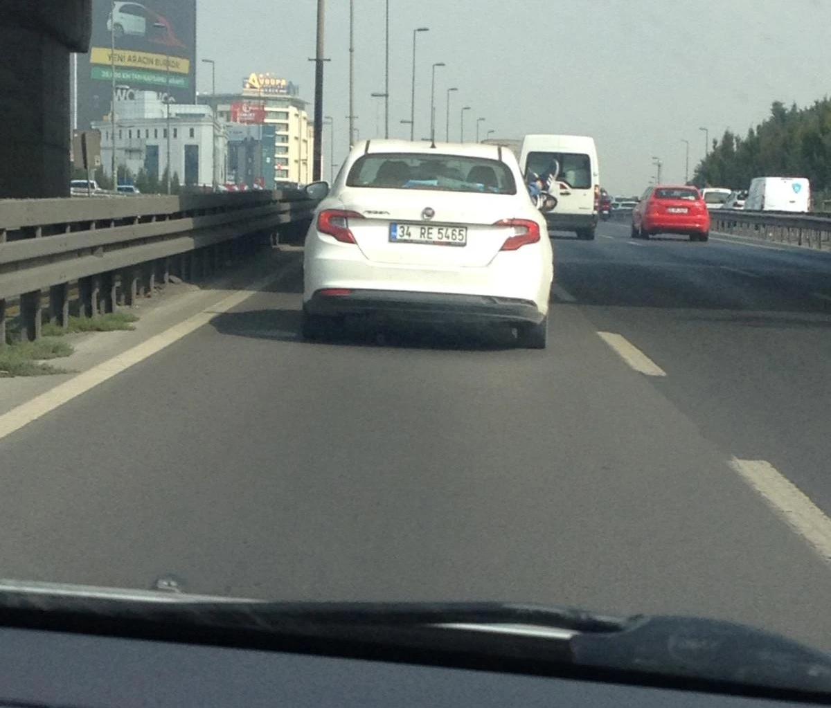 E-5 karayolunda şoke eden görüntü