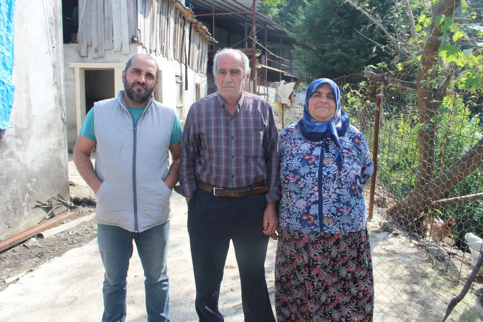 İnternet üzerinden ineklerini satmak isterken dolandırıldılar