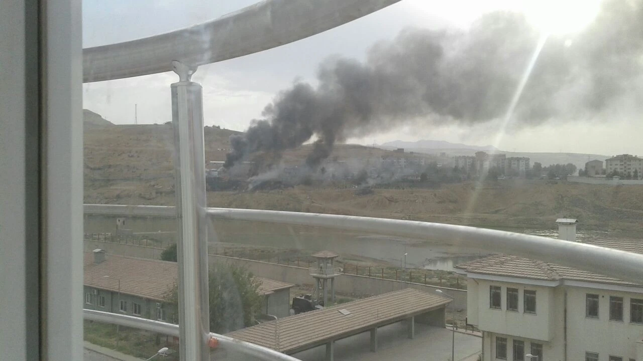 Cizre'de polis merkezine hain saldırı, Cizre'de şehit var mı - SON DAKİKA