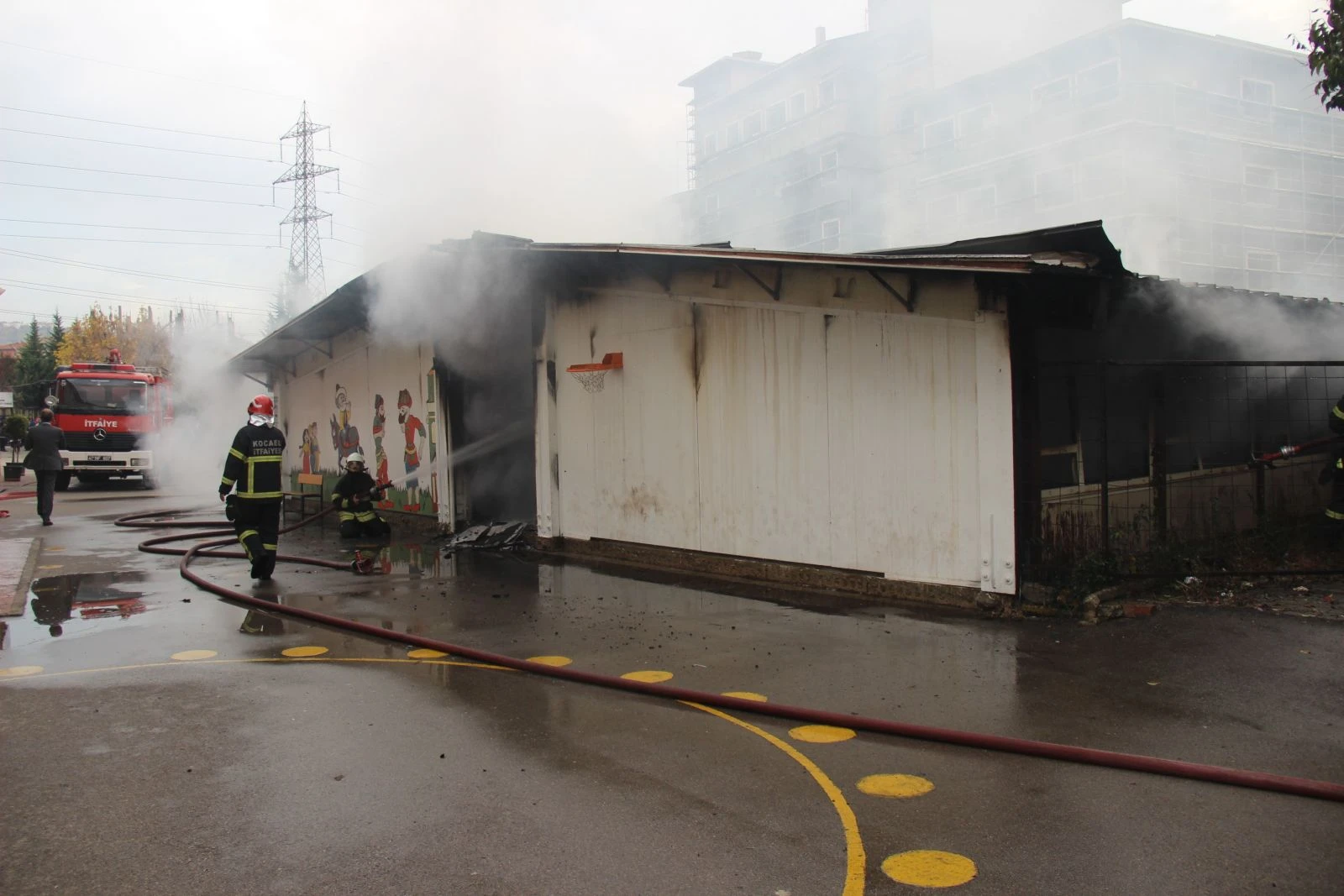 İlköğretim okulunda panik anları!