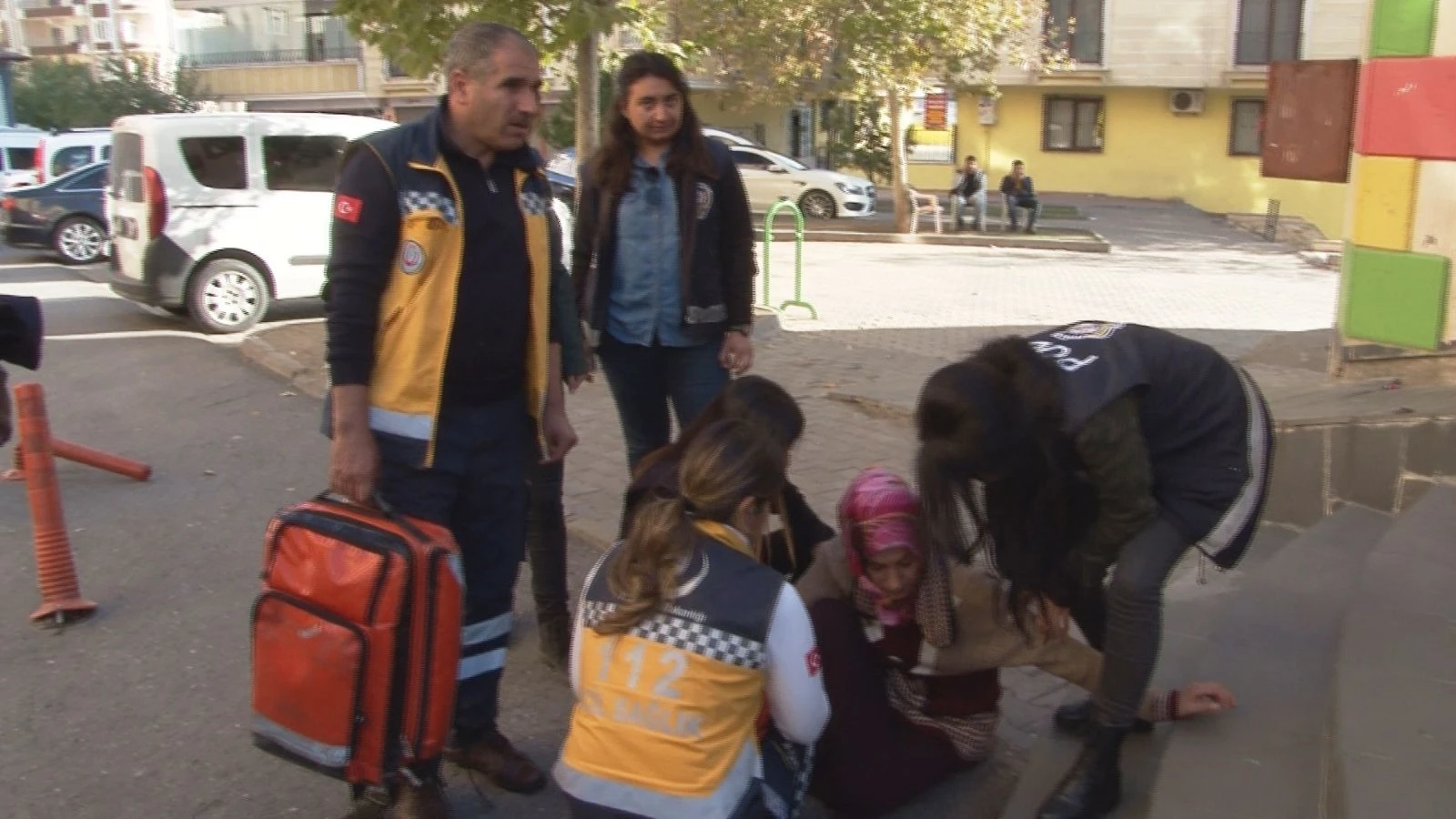 HDP önünde gerginlik