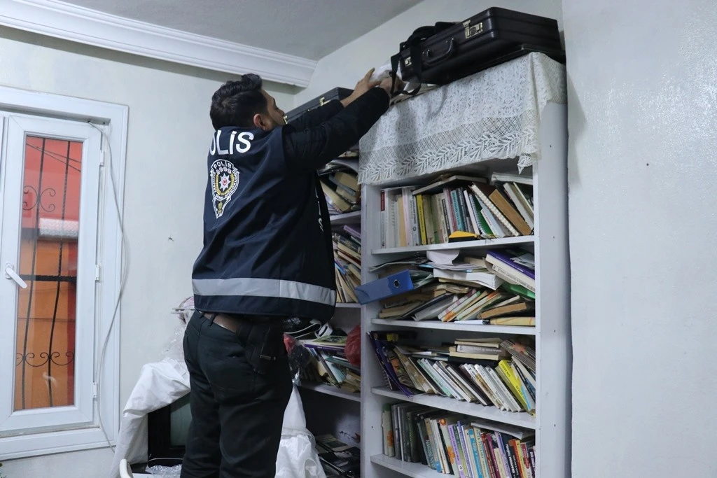 HDP’ye şafak vakti dev operasyon