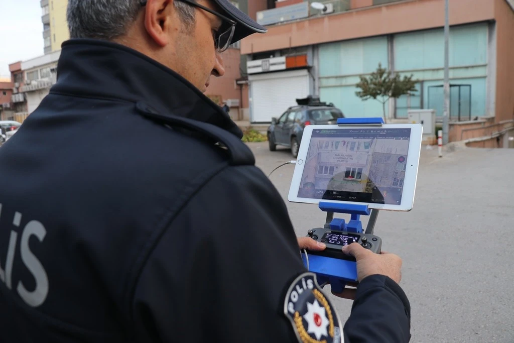 HDP’ye şafak vakti dev operasyon