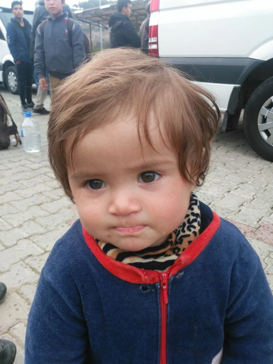 Durdurulan araçtan 21 göçmen çocuk çıktı