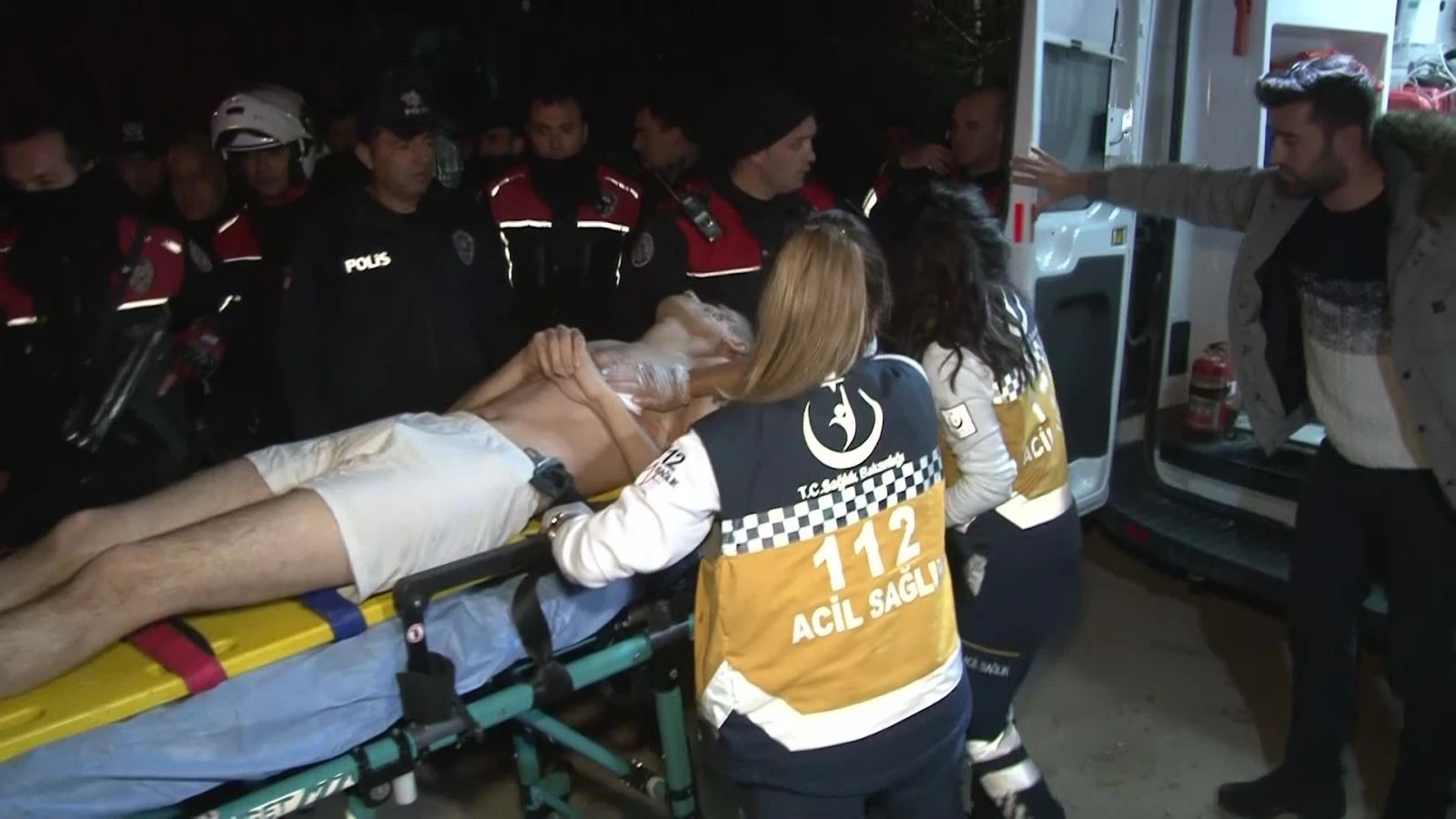 Firar eden er uzun namlulu silahla rastgele ateş açtı