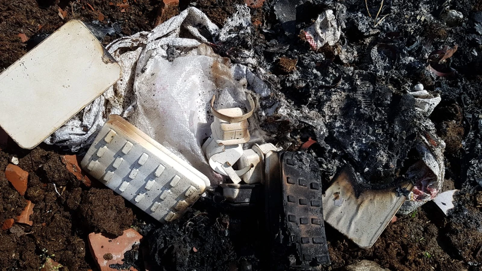 1,2 milyon liralık soygun! Altınları ormana gömmüşler