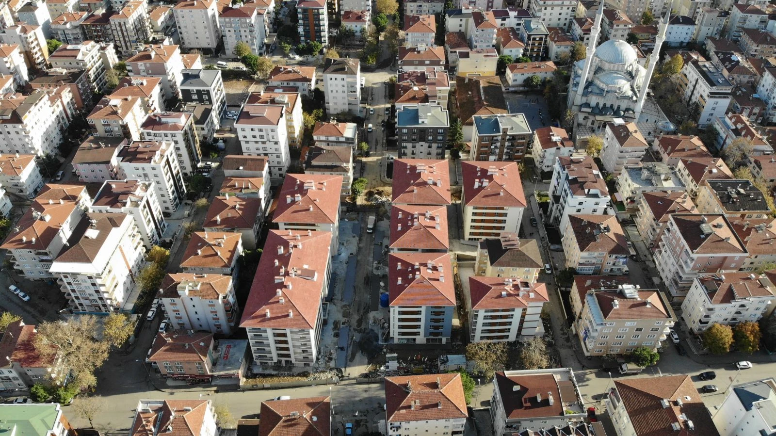 301 gün sonra kızını kaybettiği yere döndü