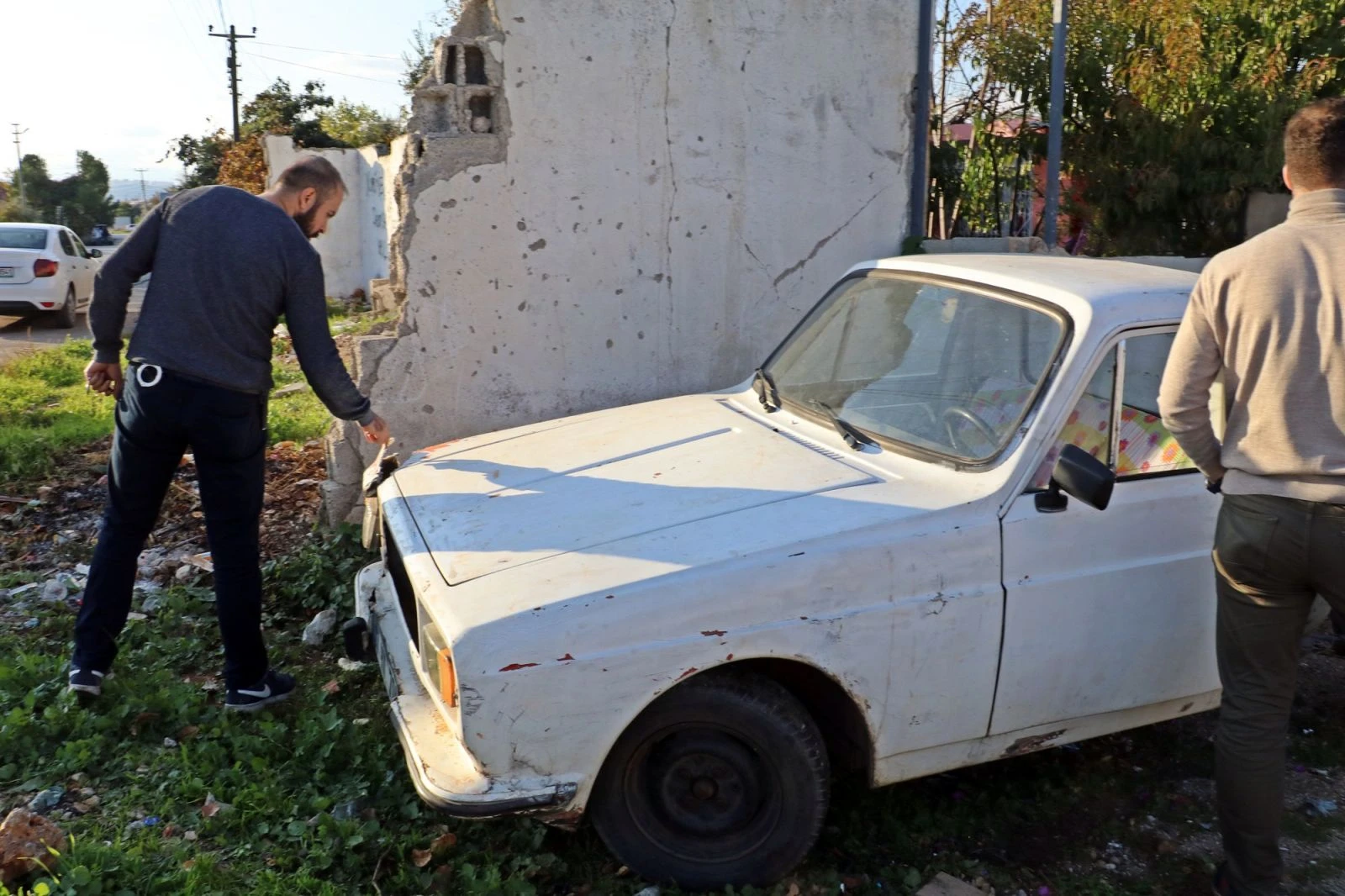 Otomobil hırsızı yakalanınca ağladı