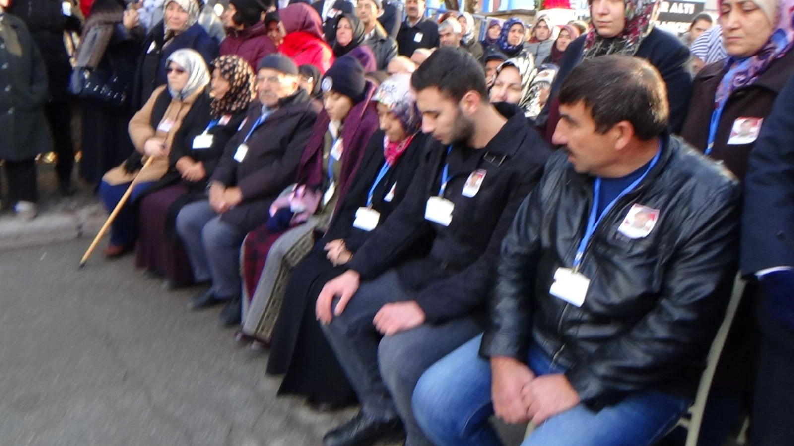 Şehit polis son yolculuğuna uğurlandı