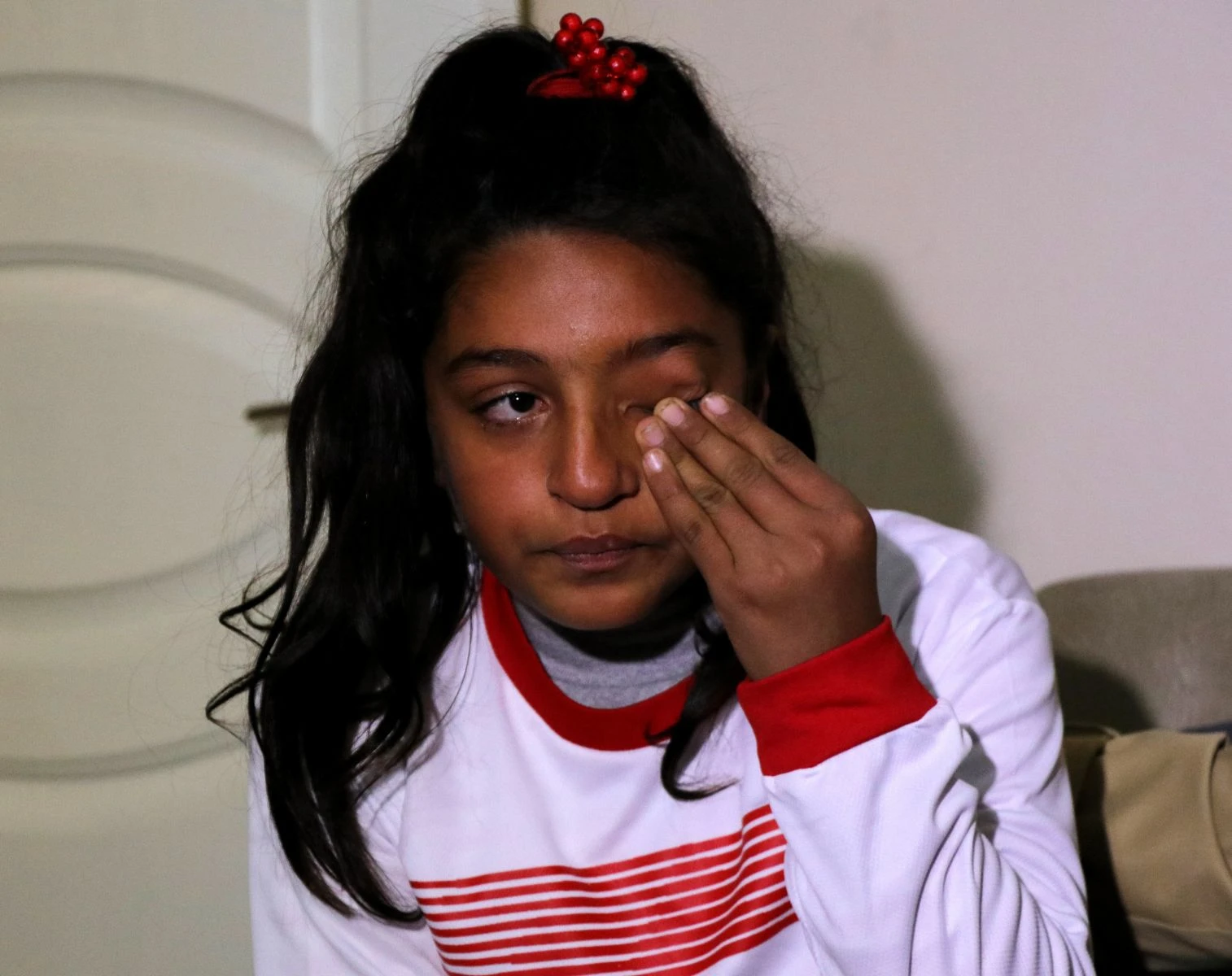 Kardeşi için feryat eden Hatice ailesiyle yeni evlerine kavuştu